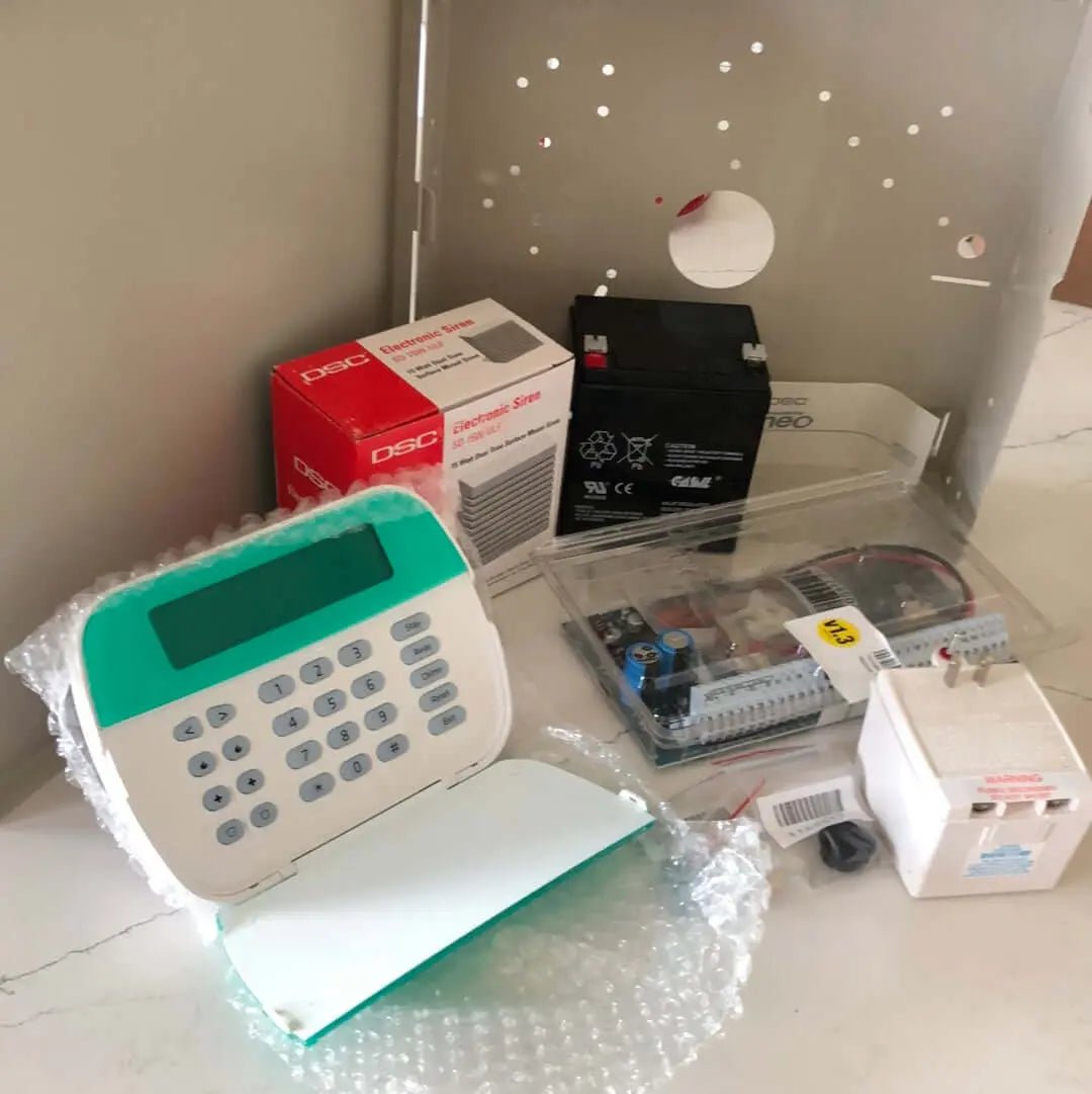 DSC neo PowerSeries Alarm System Kit - HS2032 w English LCDRF9 Keypad - Avenger Security